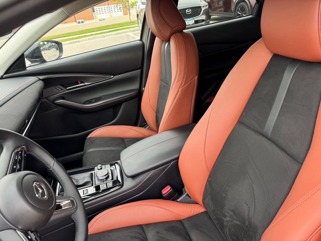 Certified 2025 MAZDA CX-30 Carbon AWD/4WD image 7
