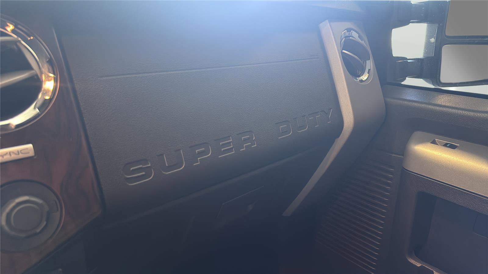Used 2016 Ford F250 Lariat w/ Chrome Package AWD/4WD image 23