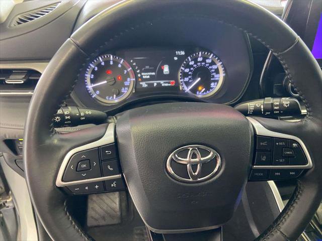 Certified 2024 Toyota Highlander LE image 19