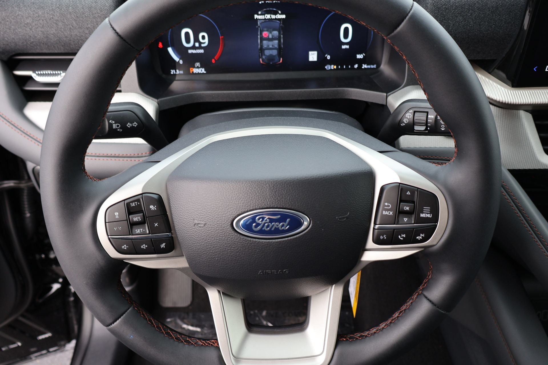 New 2026 Ford Explorer Active RWD image 3