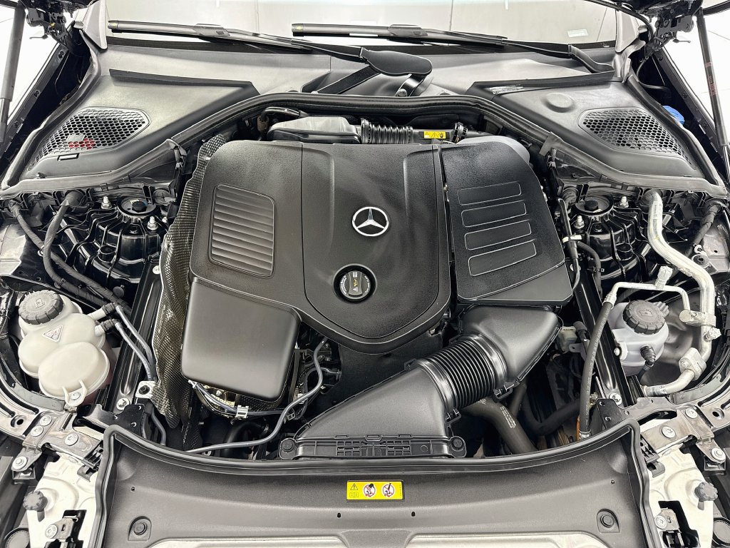 Used 2024 Mercedes-Benz E 350 4MATIC Sedan image 28