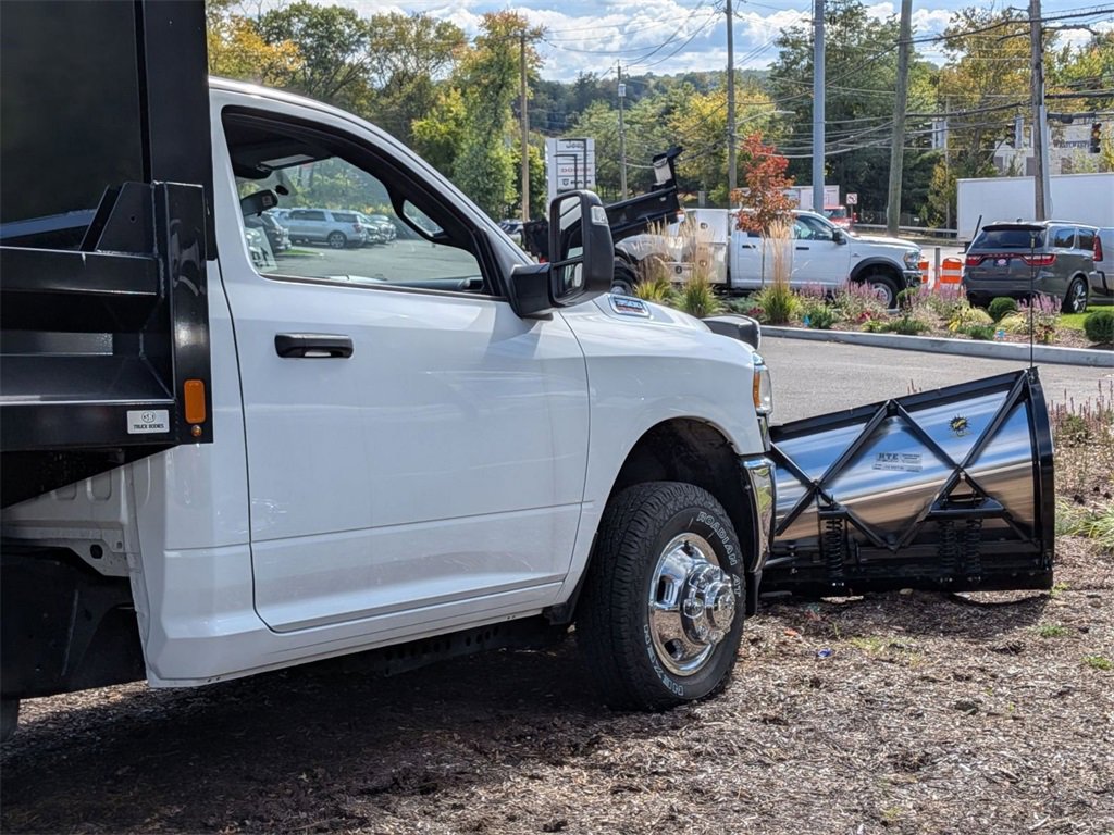 New 2024 RAM 3500 Tradesman image 3