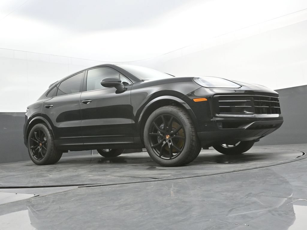 Certified 2026 Porsche Cayenne Coupe AWD/4WD image 37