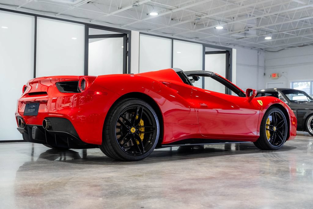 Used 2018 Ferrari 488 Spider RWD image 44