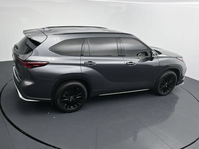 Used 2024 Toyota Highlander XSE AWD/4WD image 34
