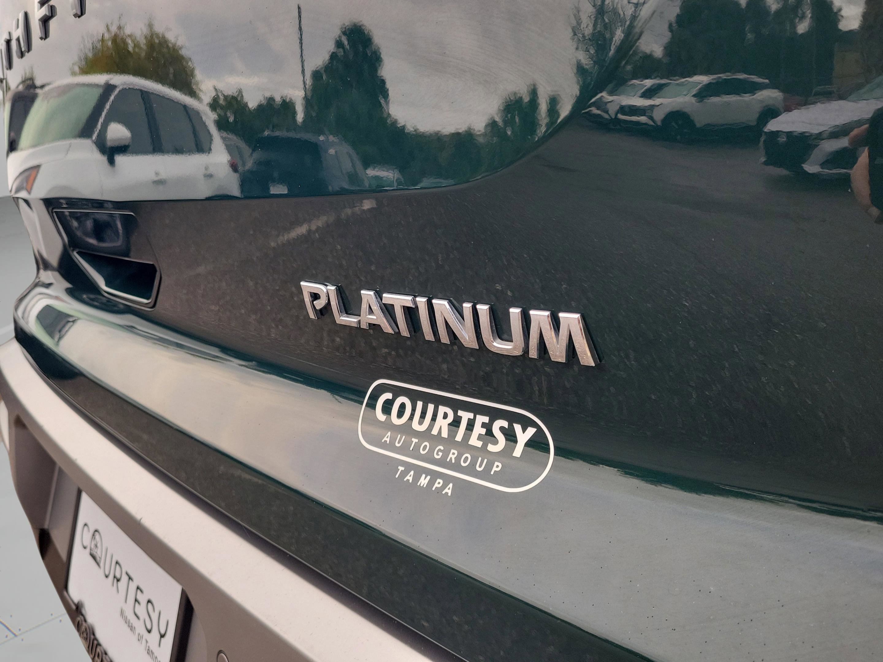 Certified 2023 Nissan Pathfinder Platinum image 9