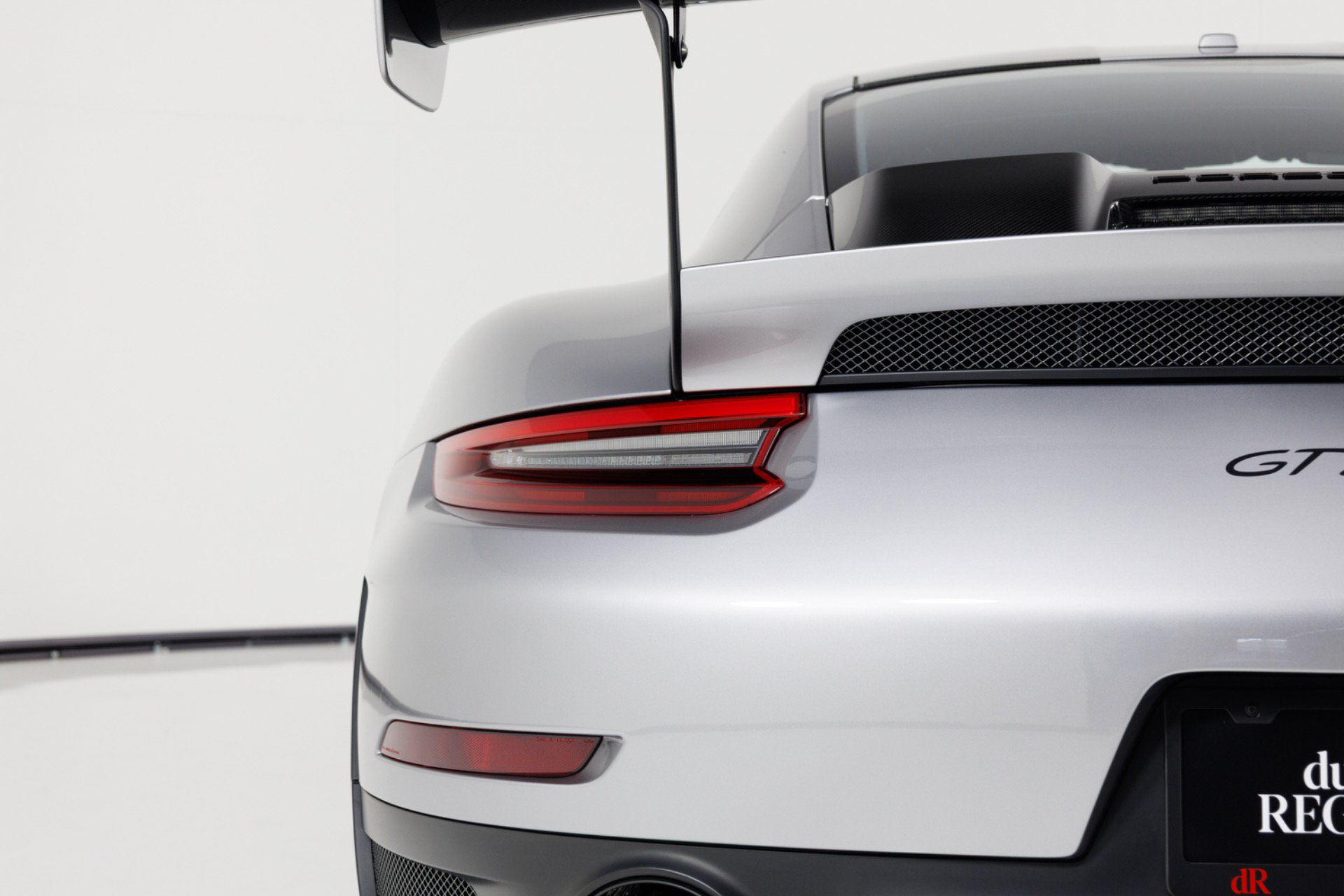 Used 2018 Porsche 911 GT2 RS RWD image 80