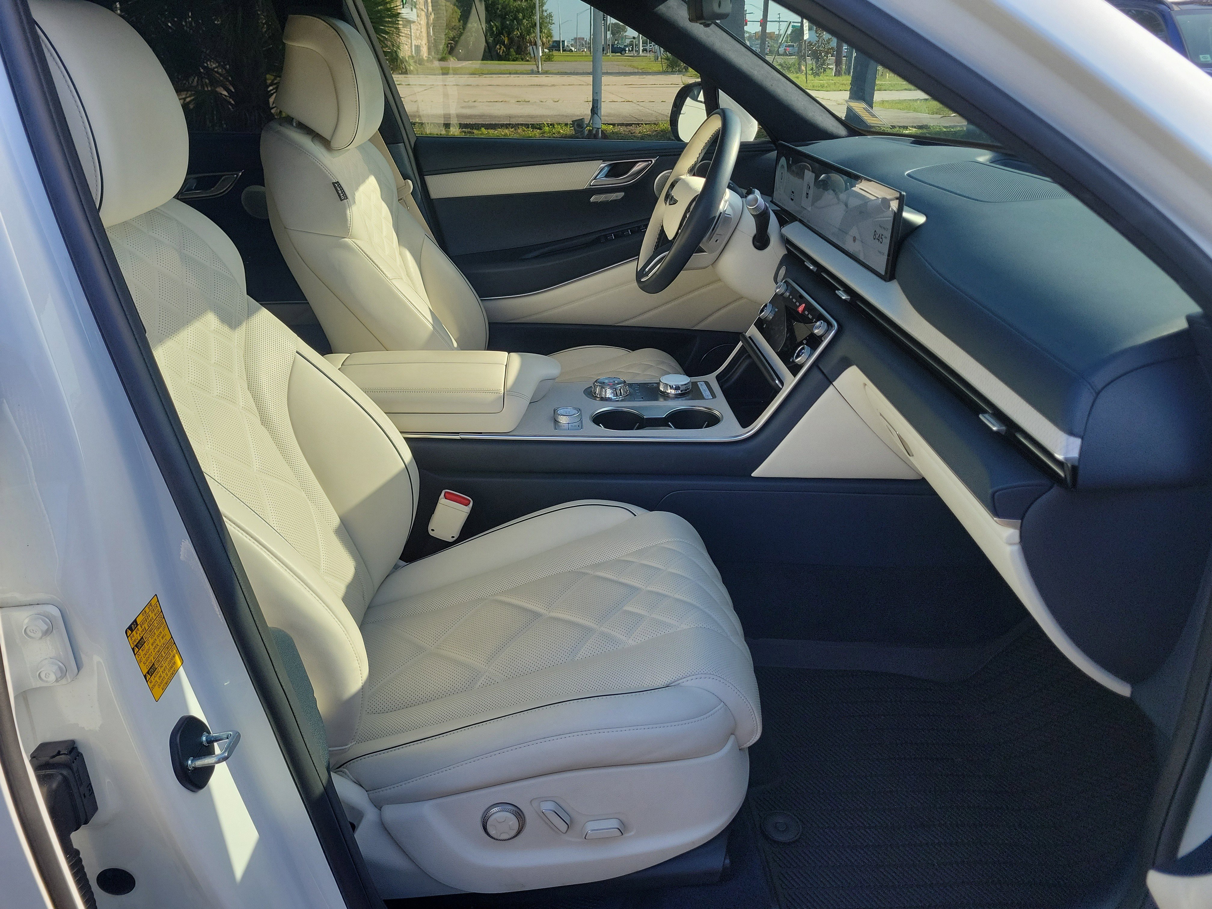 Used 2025 Genesis GV80 3.5T Prestige AWD/4WD image 7
