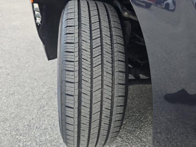 Used 2024 Chevrolet Tahoe LT image 30