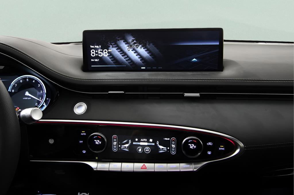 Used 2025 Genesis GV70 3.5T Sport w/ Sport Prestige Package AWD/4WD image 32