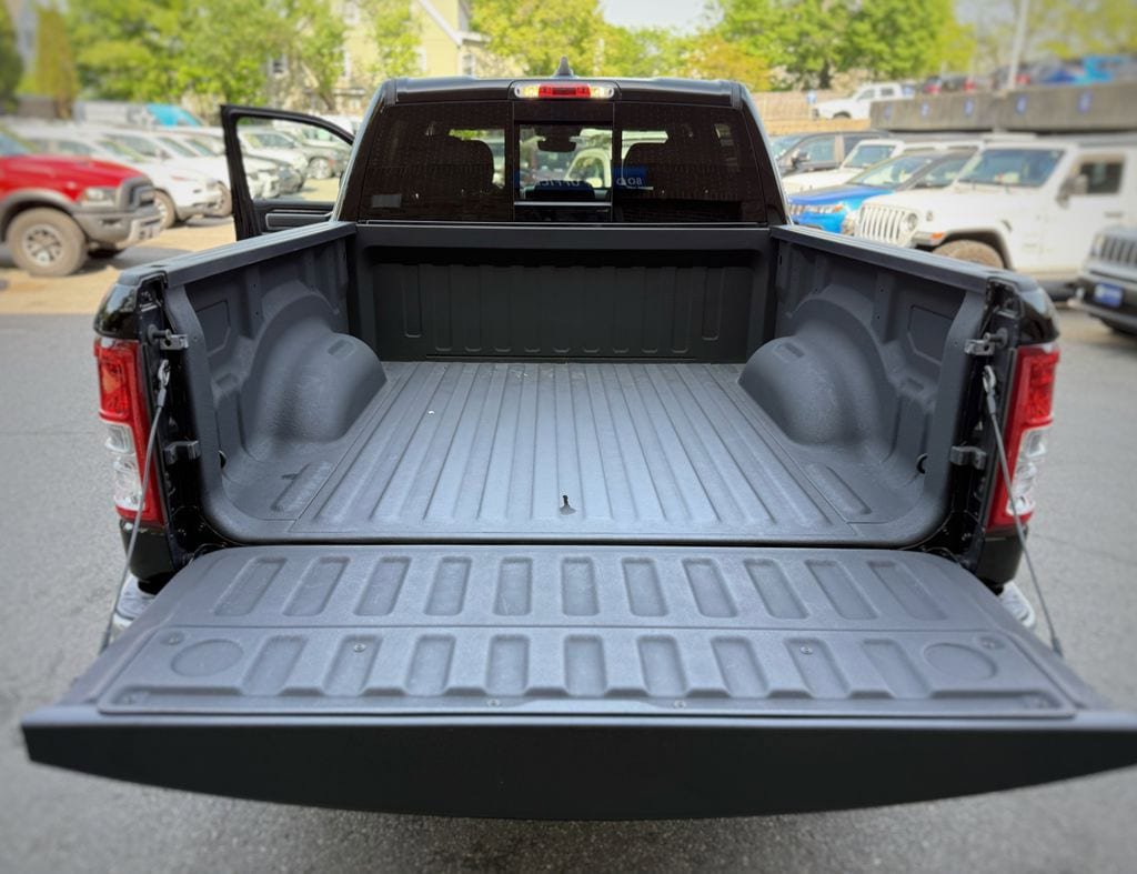 Used 2022 RAM 1500 Big Horn AWD/4WD image 22