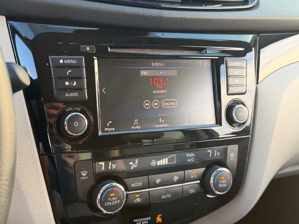 Certified 2020 Nissan Rogue Sport SV FWD image 21