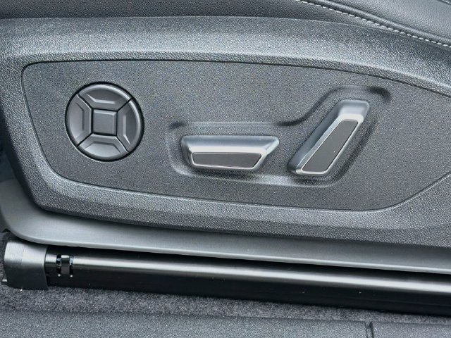 New 2026 Audi Q3 quattro 2.0T AWD/4WD image 25