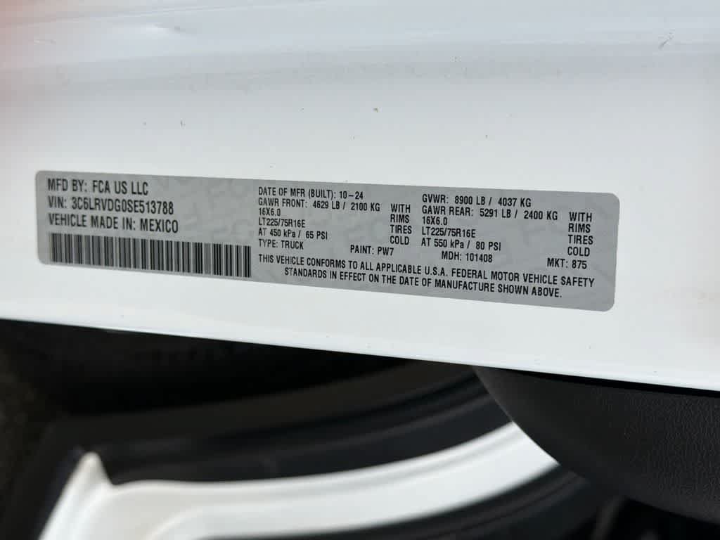 Used 2025 RAM ProMaster 2500 w/ Convenience Group FWD image 31