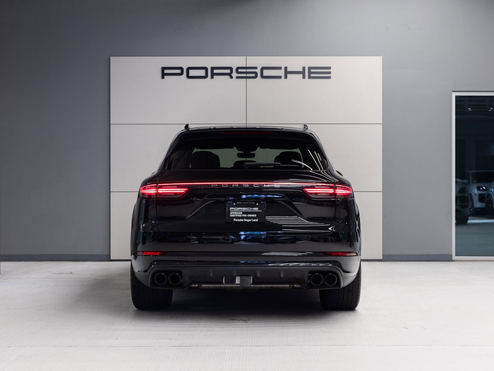 Certified 2023 Porsche Cayenne S Platinum w/ Assistance Package AWD/4WD image 6