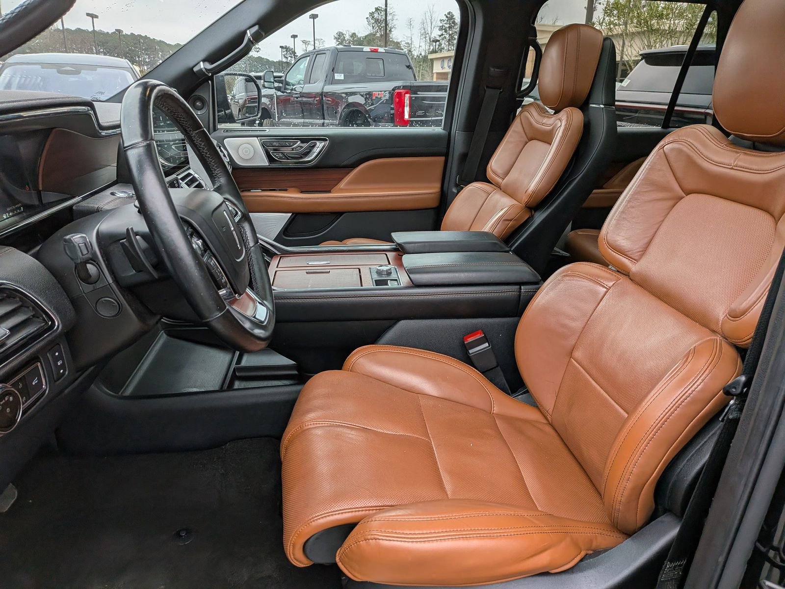 Used 2021 Lincoln Navigator L Reserve image 23
