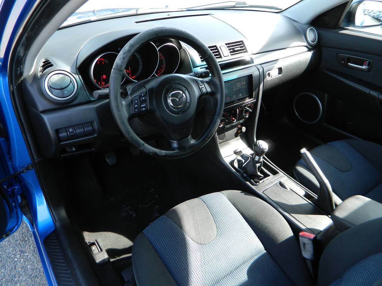 Used 2005 MAZDA MAZDA3 s image 11