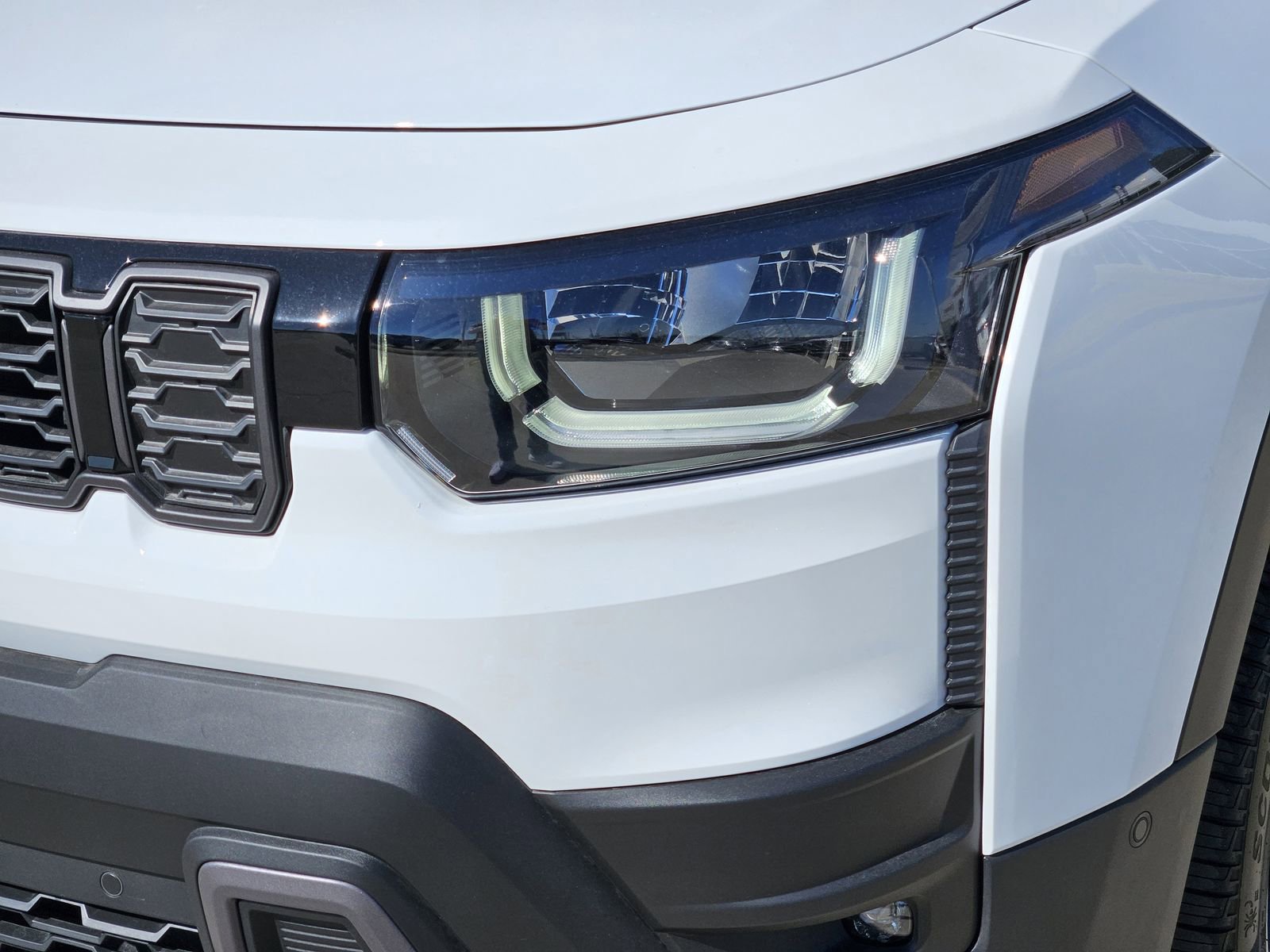 New 2026 Jeep Cherokee Overland image 10