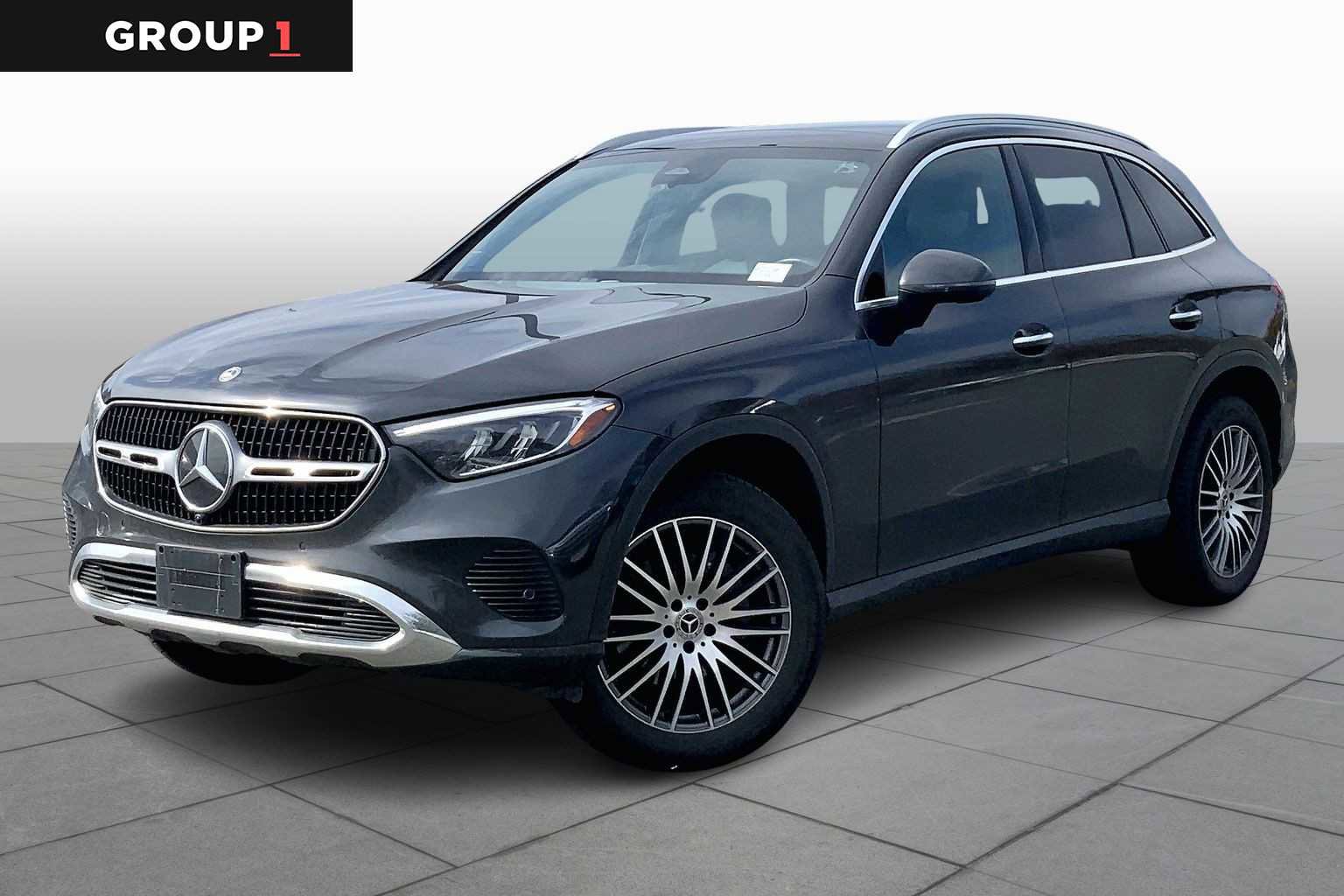 Used 2024 Mercedes-Benz GLC 300 4MATIC image 1
