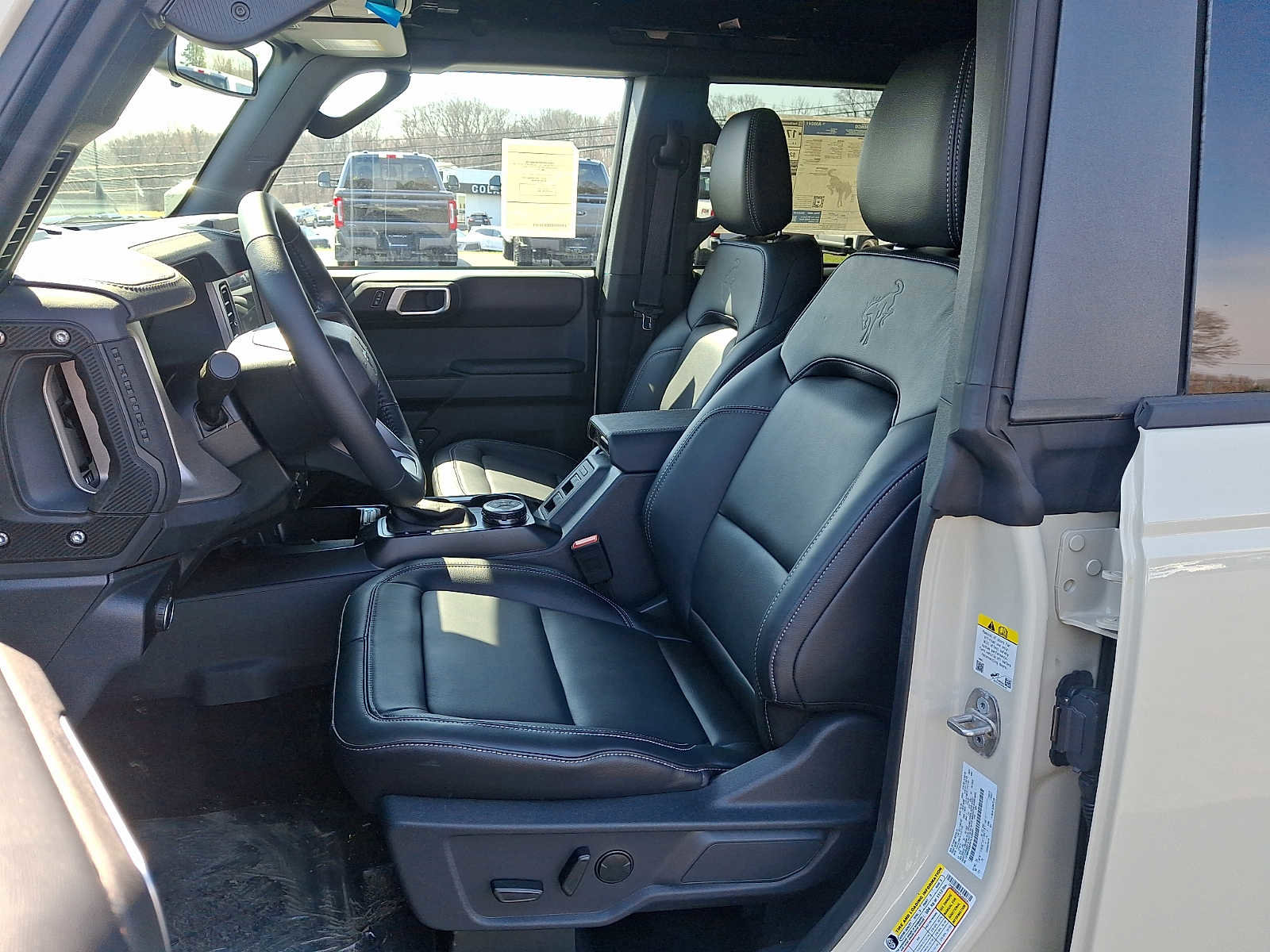 New 2026 Ford Bronco Outer Banks w/ Sasquatch Package image 11