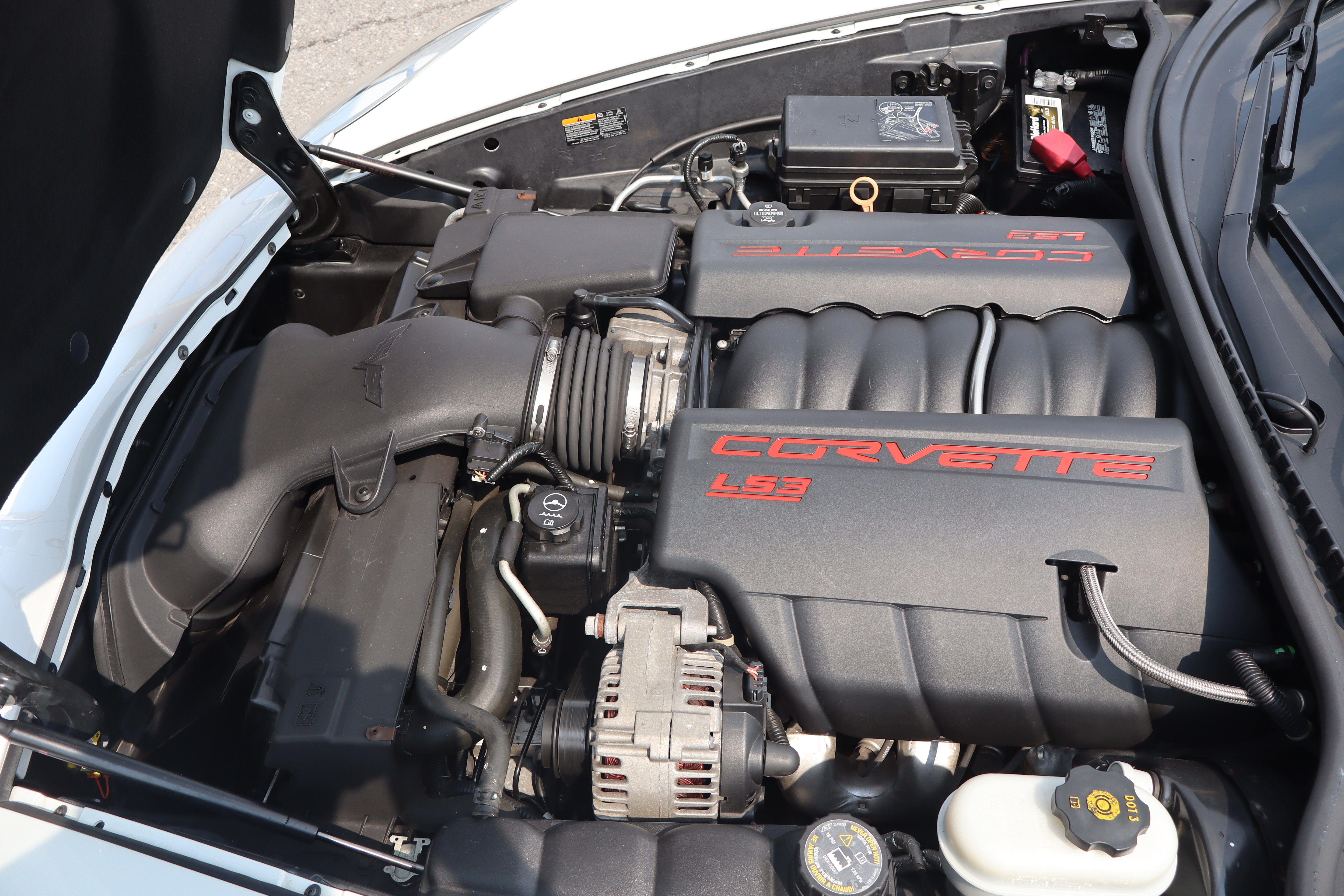 Used 2011 Chevrolet Corvette Grand Sport w/ Preferred Equipment Group RWD image 13