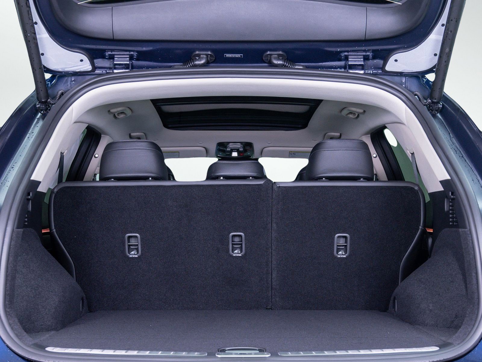 New 2026 Genesis GV70 2.5T Advanced image 8