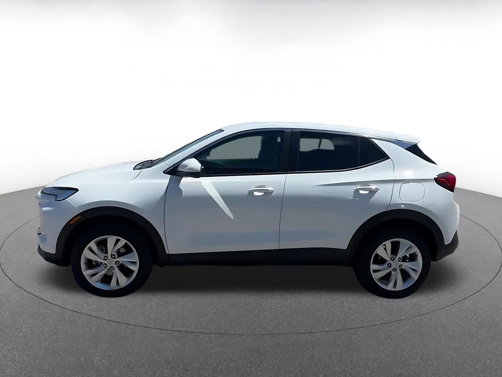 Used 2025 Buick Encore GX Preferred image 9