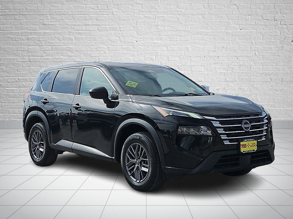 Used 2024 Nissan Rogue S AWD/4WD image 6