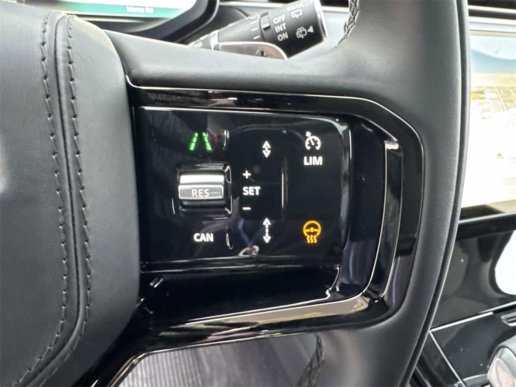 Used 2024 Land Rover Range Rover Sport Dynamic SE image 26