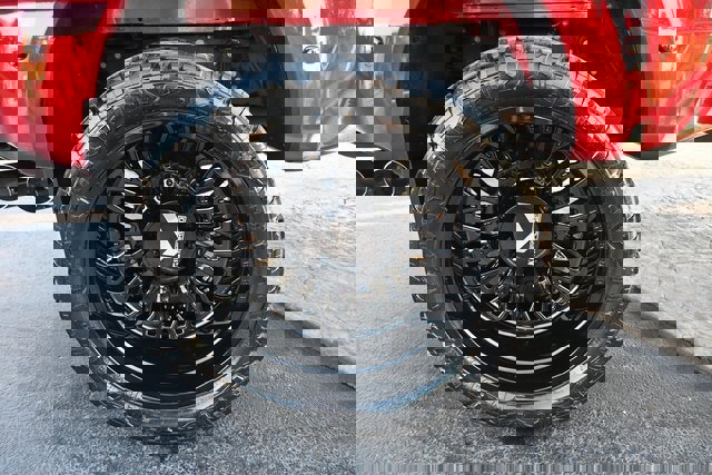 Used 2024 Ford F350 Lariat w/ Chrome Package image 12