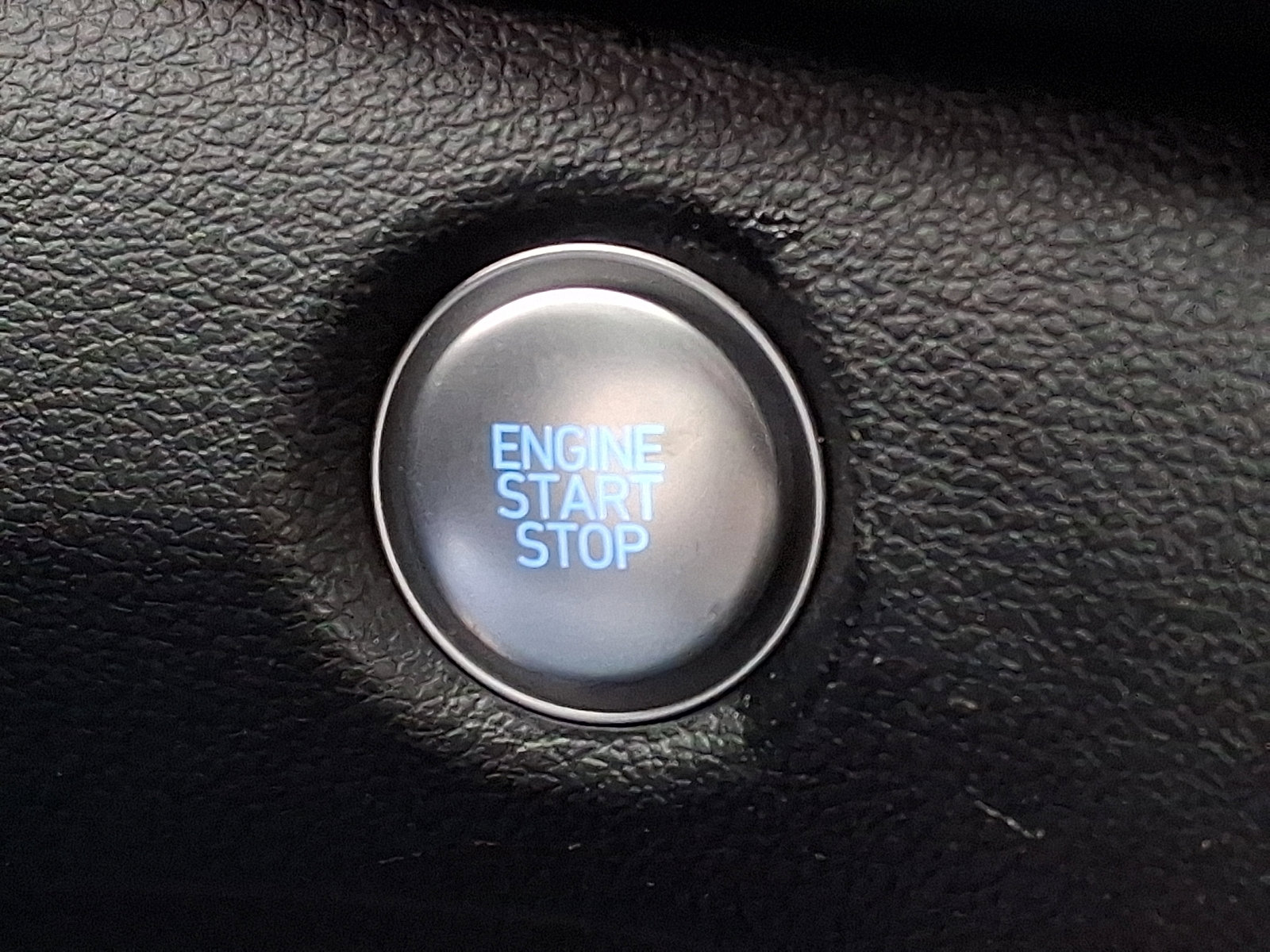 Used 2022 Hyundai Santa Fe XRT w/ Winter Weather Package image 27