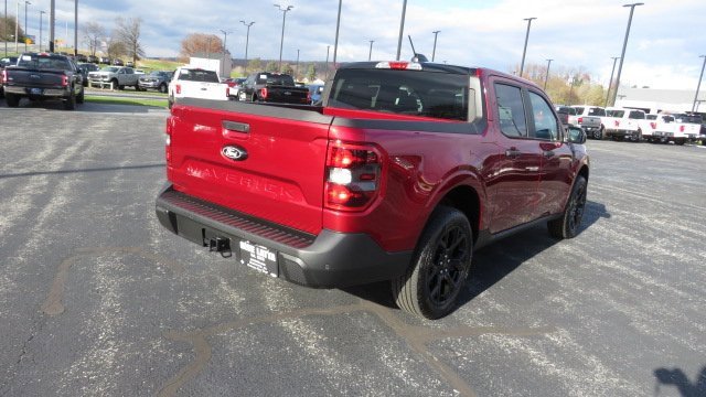 Used 2025 Ford Maverick XLT w/ Equipment Group 301A image 7