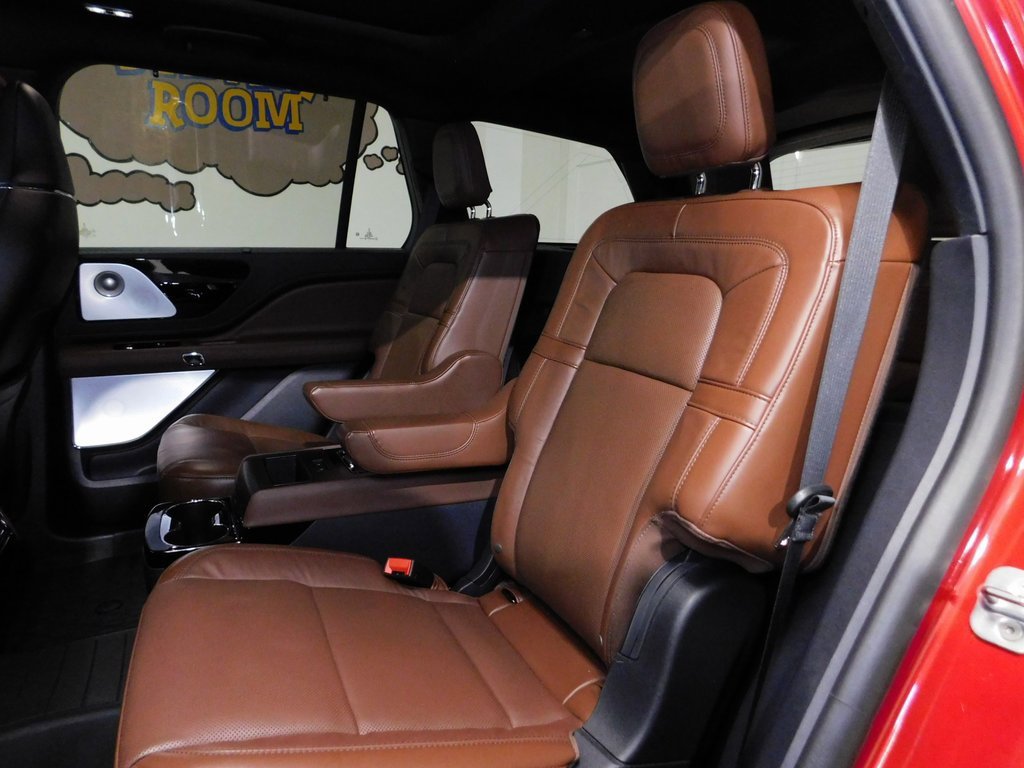 Used 2025 Lincoln Aviator Reserve w/ Equipment Group 201A image 83