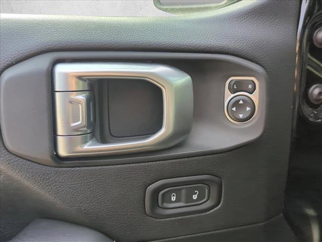 Used 2020 Jeep Gladiator Overland w/ Popular Equipment Package image 10