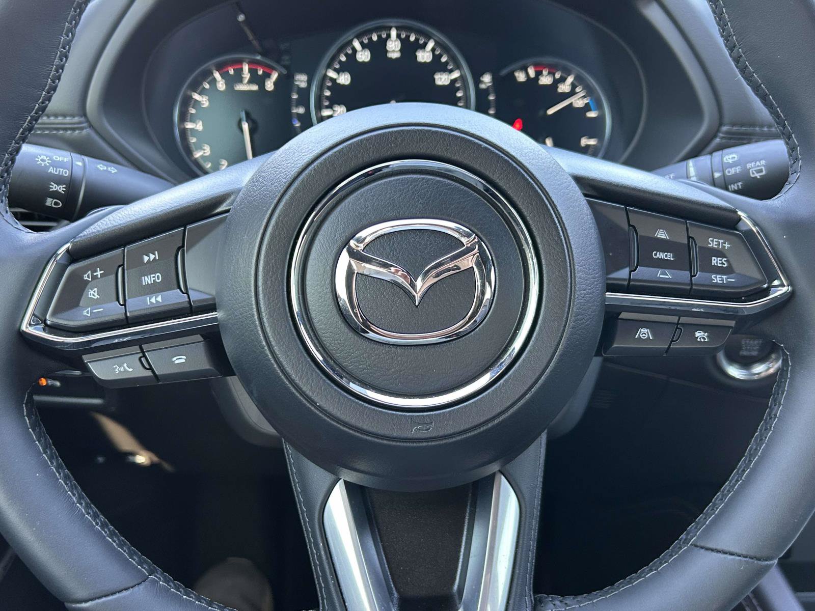 Used 2025 MAZDA CX-5 Signature AWD/4WD image 24