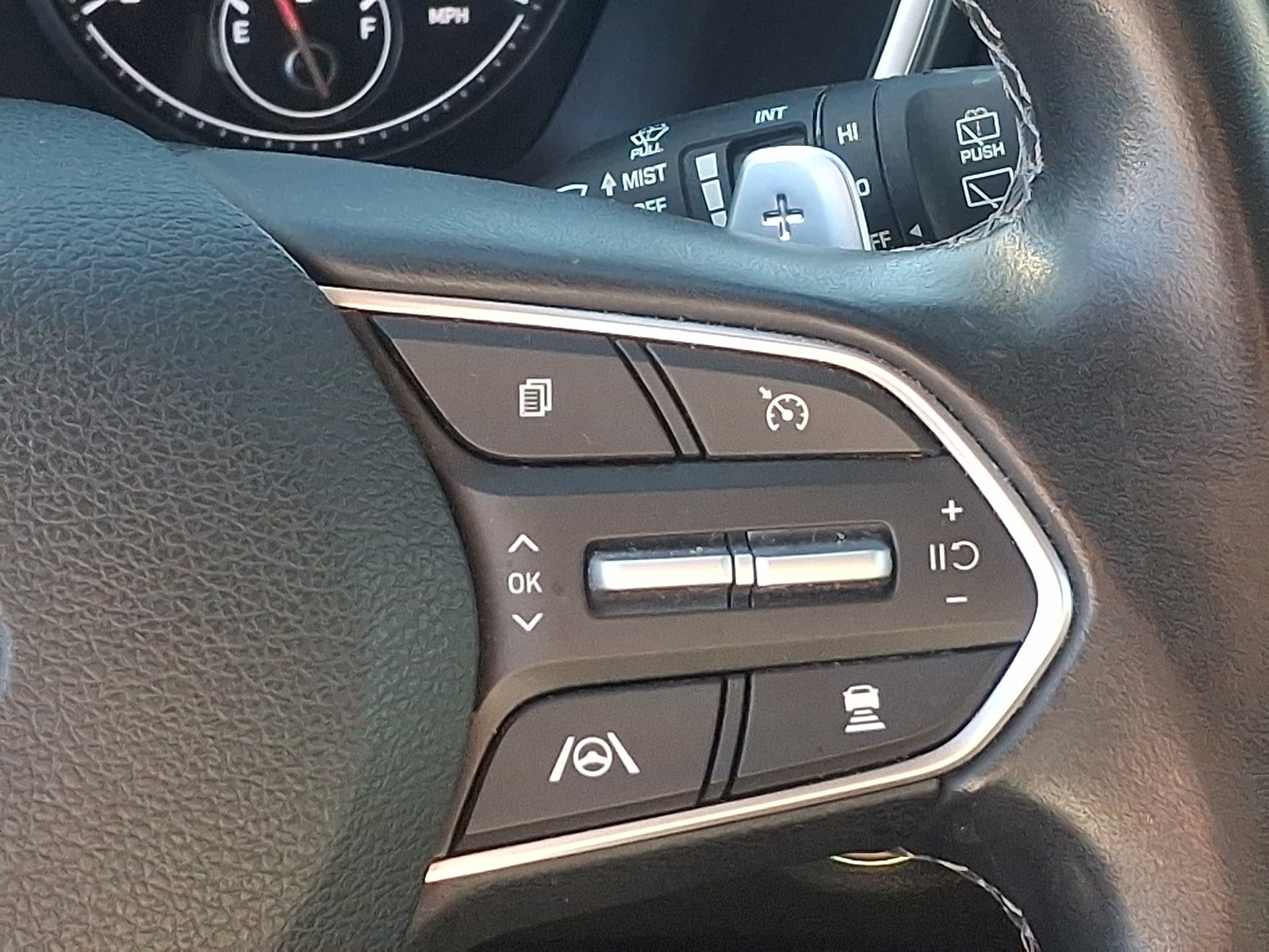 Certified 2023 Hyundai Santa Fe SEL AWD/4WD image 23