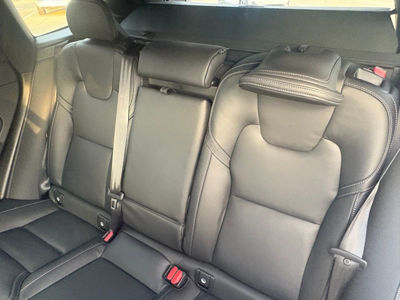 New 2026 Volvo XC60 T8 Ultra w/ Protection Package Premier image 24