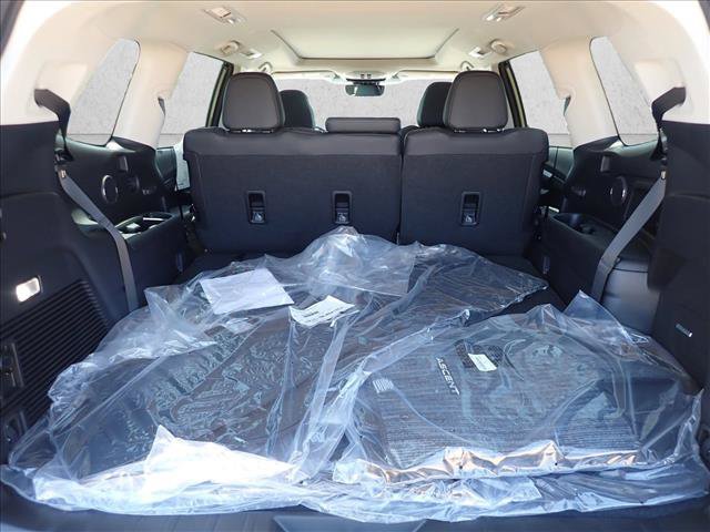 New 2026 Subaru Ascent Limited w/ Popular Package #2 AWD/4WD image 8