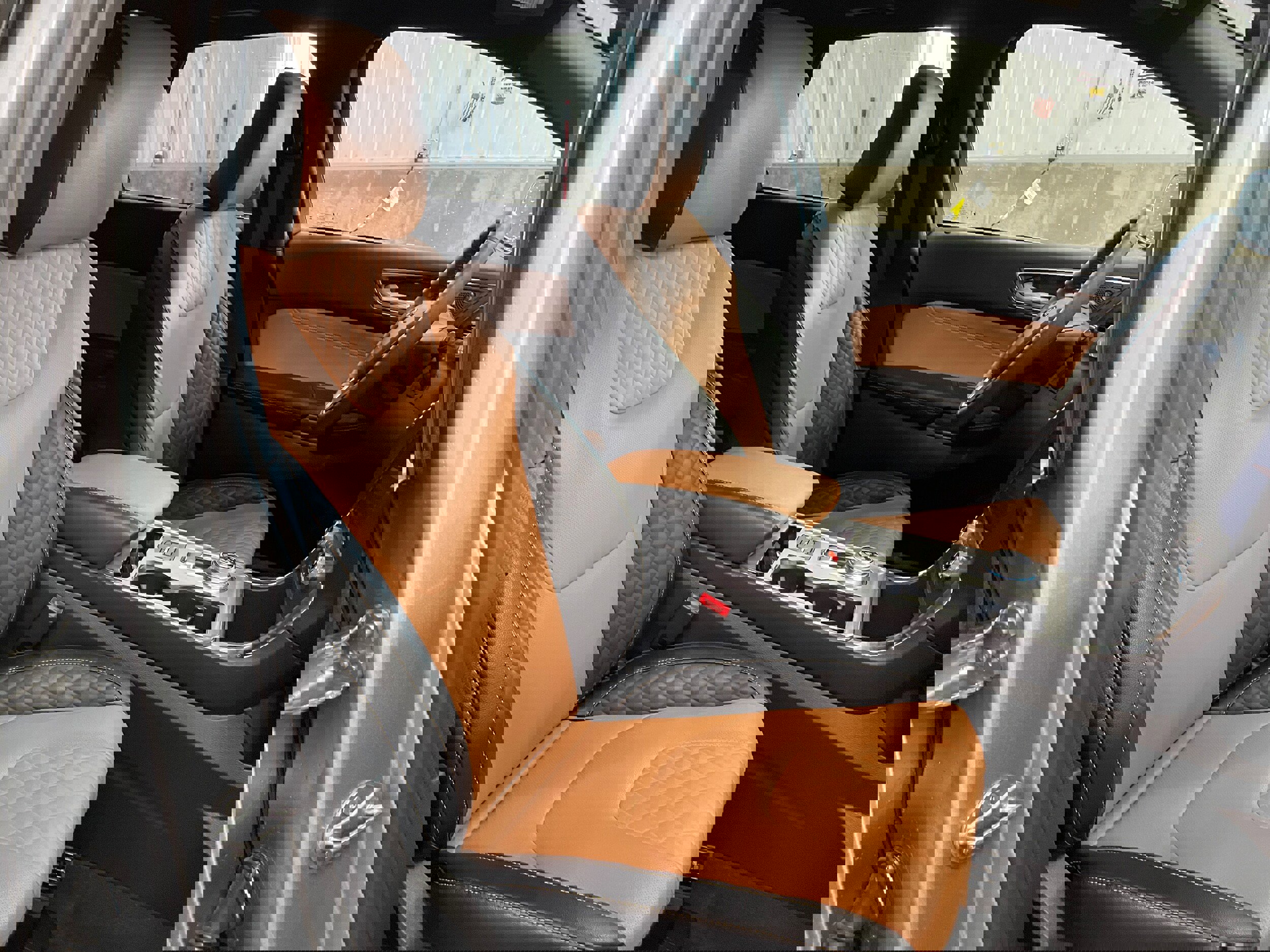 Used 2024 Ford Edge Titanium w/ Titanium Elite Package image 37