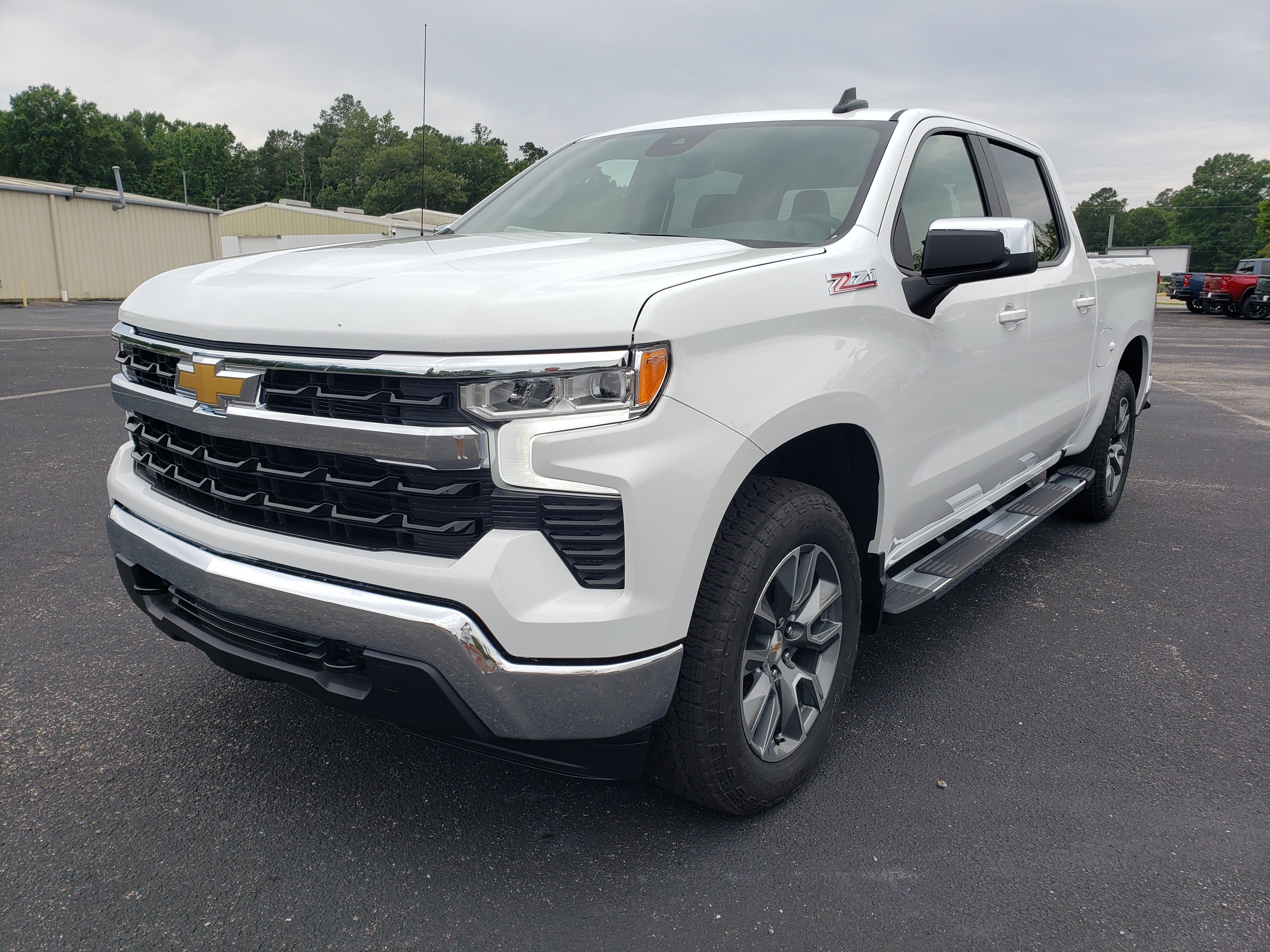 New 2026 Chevrolet Silverado 1500 LT AWD/4WD image 2