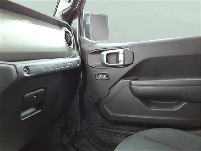 Used 2022 Jeep Wrangler Unlimited Willys image 21