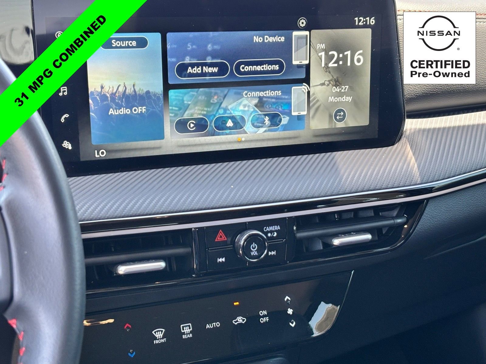 Certified 2025 Nissan Kicks SR FWD image 24