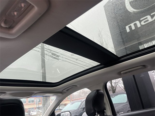 Used 2016 Ford Edge Titanium w/ Equipment Group 301A image 21