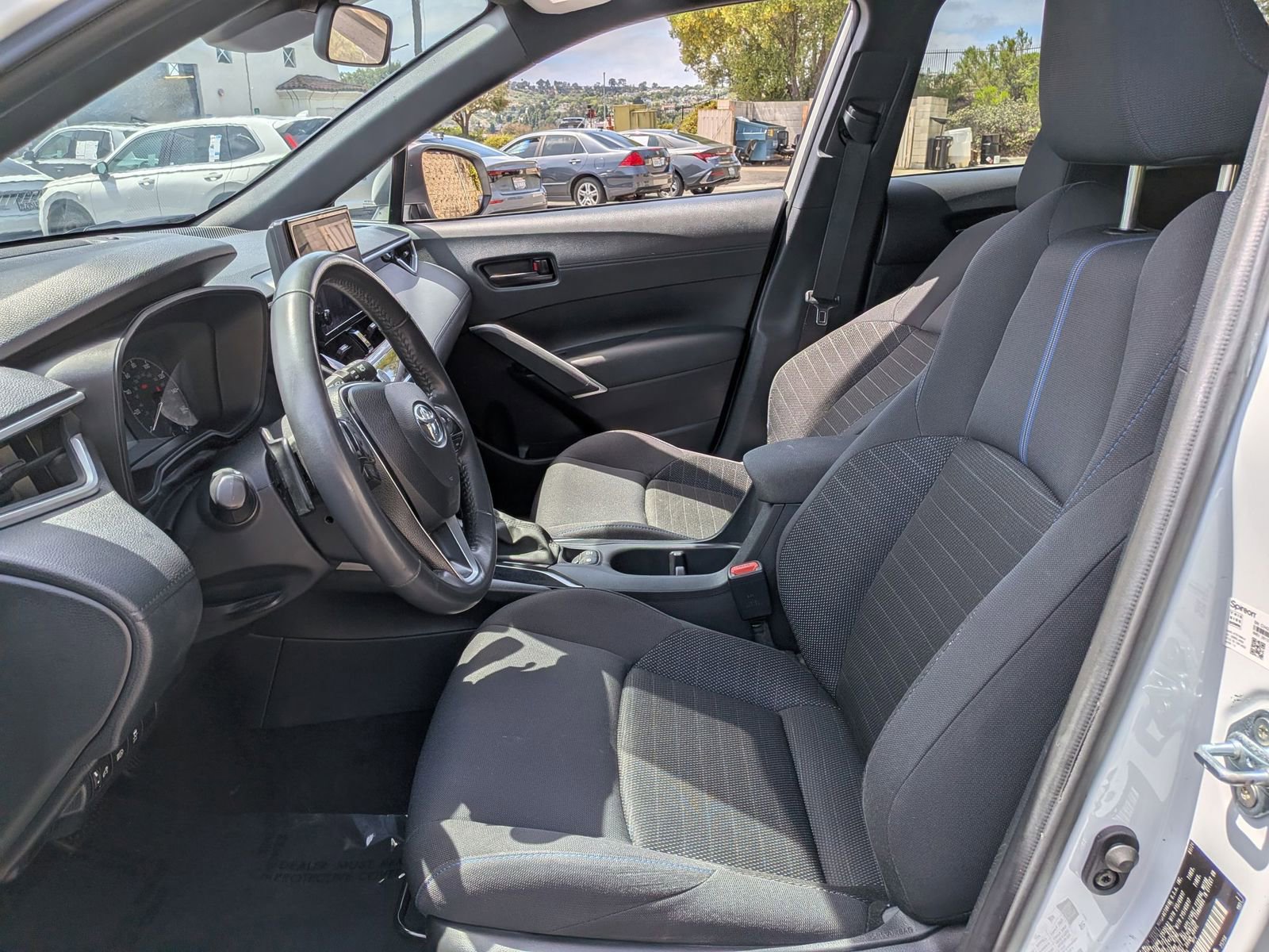 Used 2024 Toyota Corolla Cross SE w/ Moonroof Package image 17