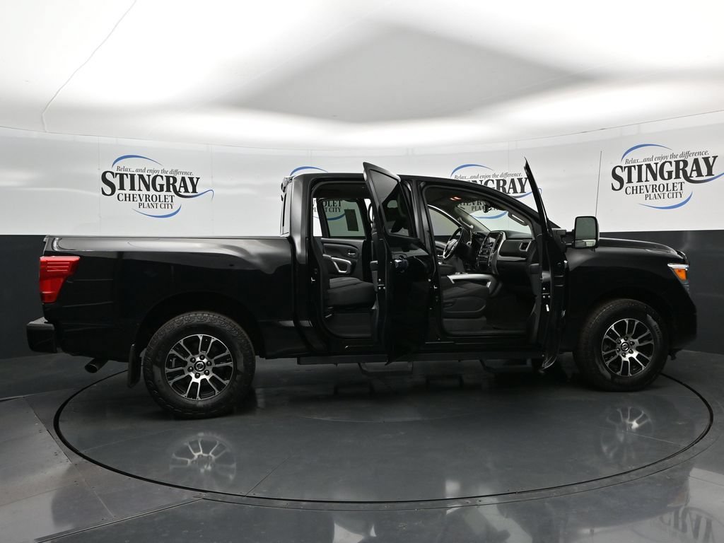 Used 2021 Nissan Titan SV w/ SV Convenience Package AWD/4WD image 36