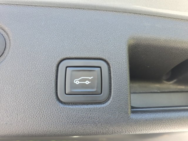 Used 2024 Chevrolet Equinox LT FWD image 14