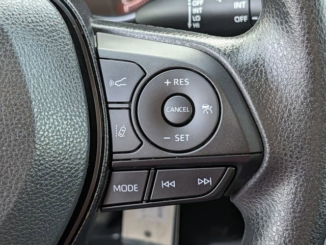 Used 2023 Toyota RAV4 LE FWD image 19
