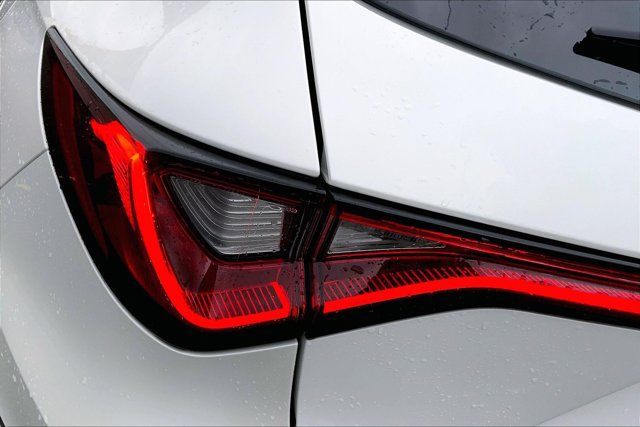 Certified 2026 Acura MDX w/ Advance Package AWD/4WD image 29