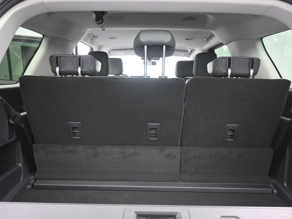 New 2026 Ford Expedition Active RWD image 2