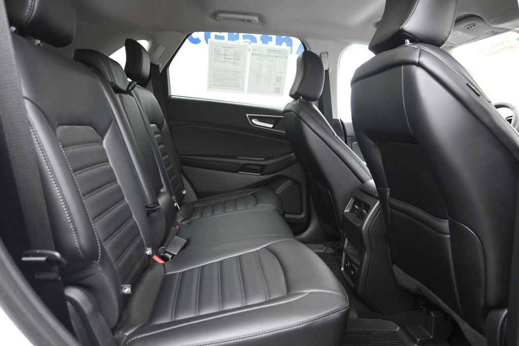 Used 2024 Ford Edge SEL w/ Convenience Package AWD/4WD image 10
